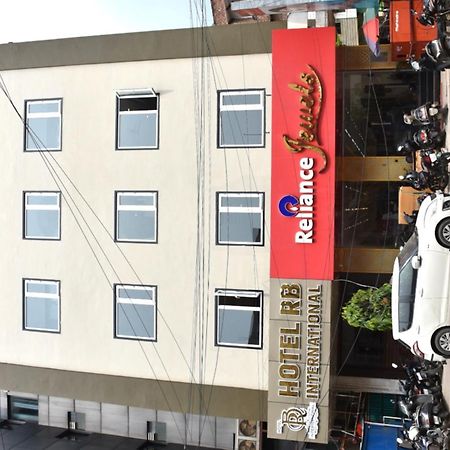 Hotel R B International فاراناسي المظهر الخارجي الصورة