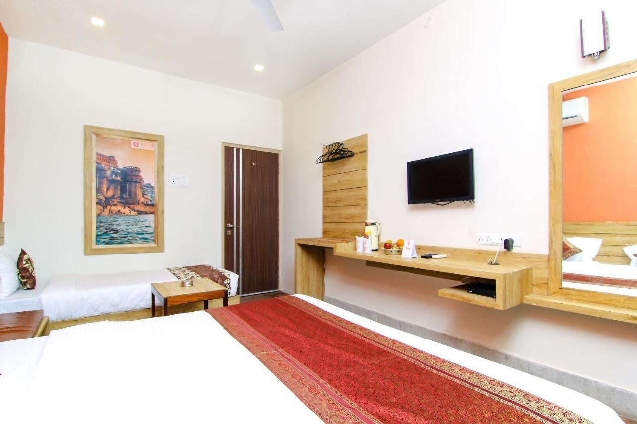 Hotel R B International فاراناسي المظهر الخارجي الصورة