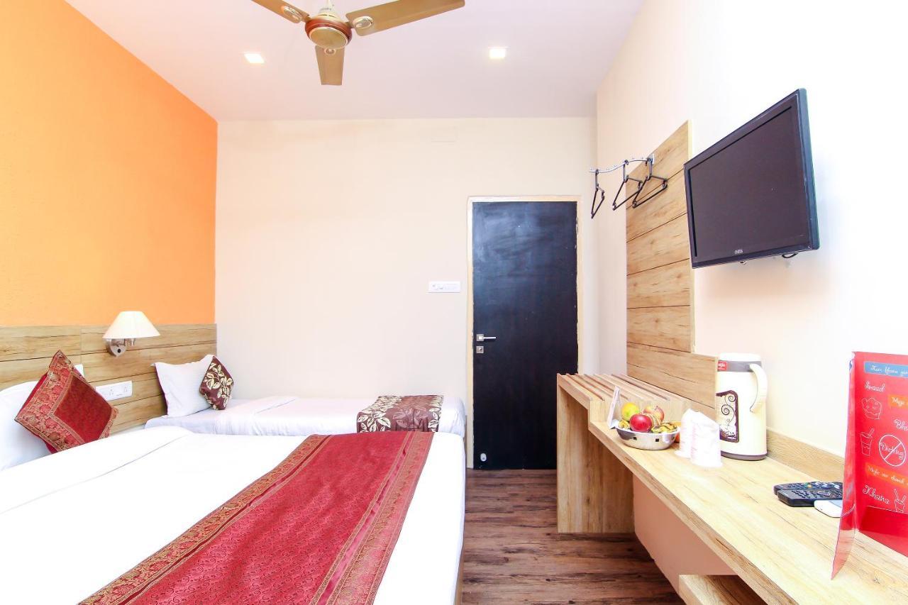 Hotel R B International فاراناسي المظهر الخارجي الصورة