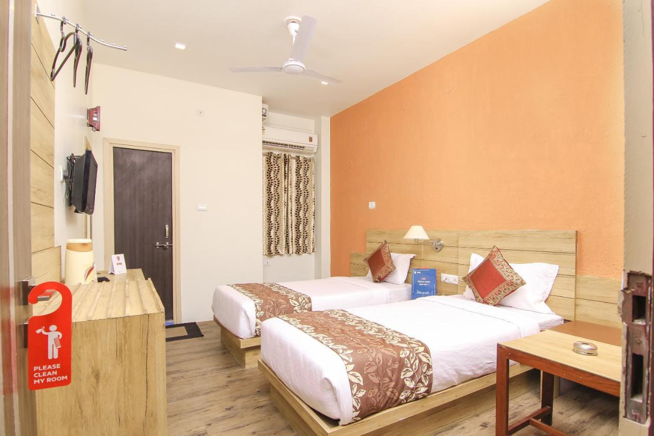 Hotel R B International فاراناسي المظهر الخارجي الصورة